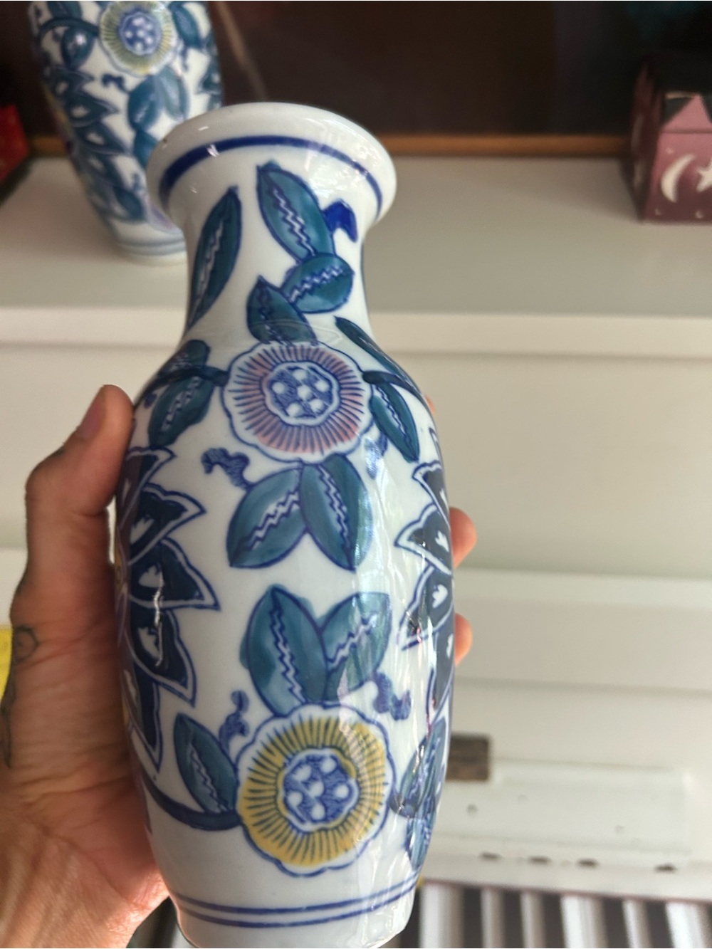 Pair Blue White Floral Ceramic Bud Vases Teal Pink Yellow Chinoiserie Decor - Picture 4 of 16